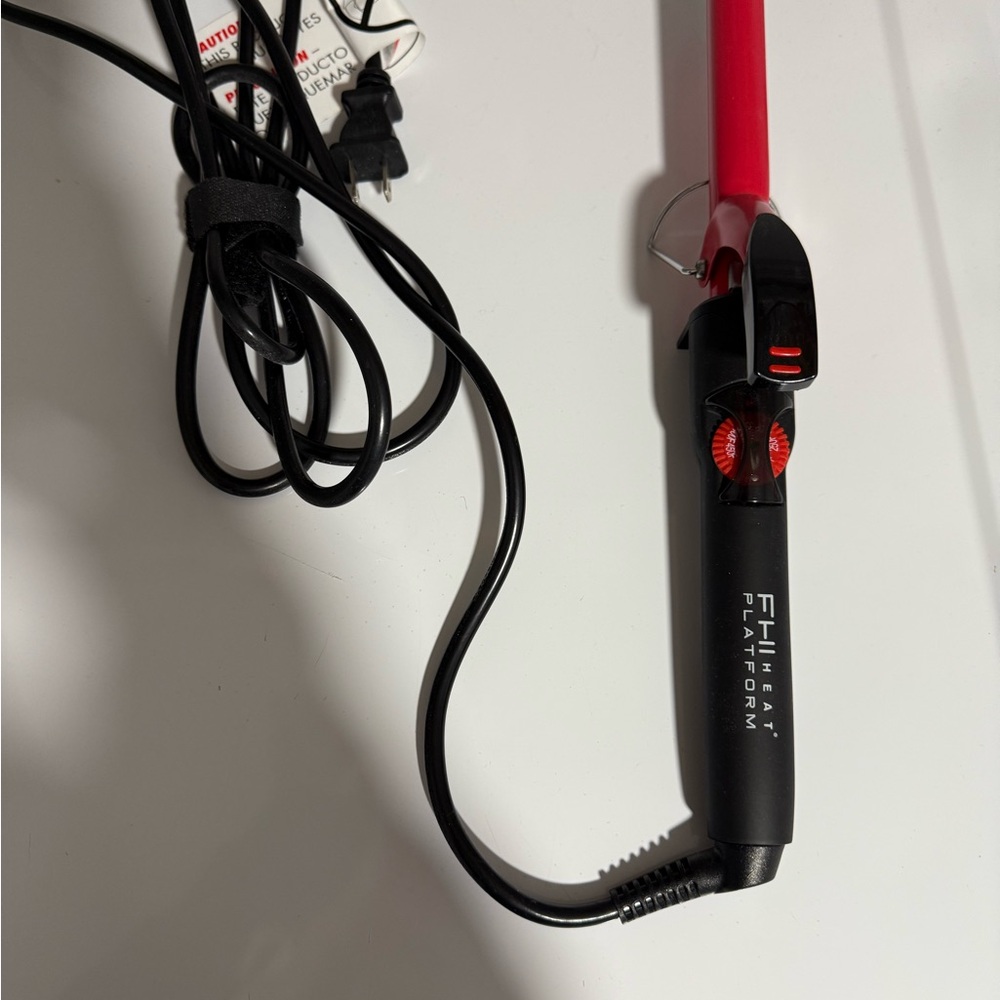 FHI Heat Platform Curling Iron - Black and Red